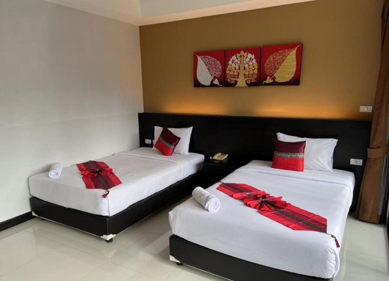 Naiyang Beach Hotel Sha Plus Phuket Esterno foto