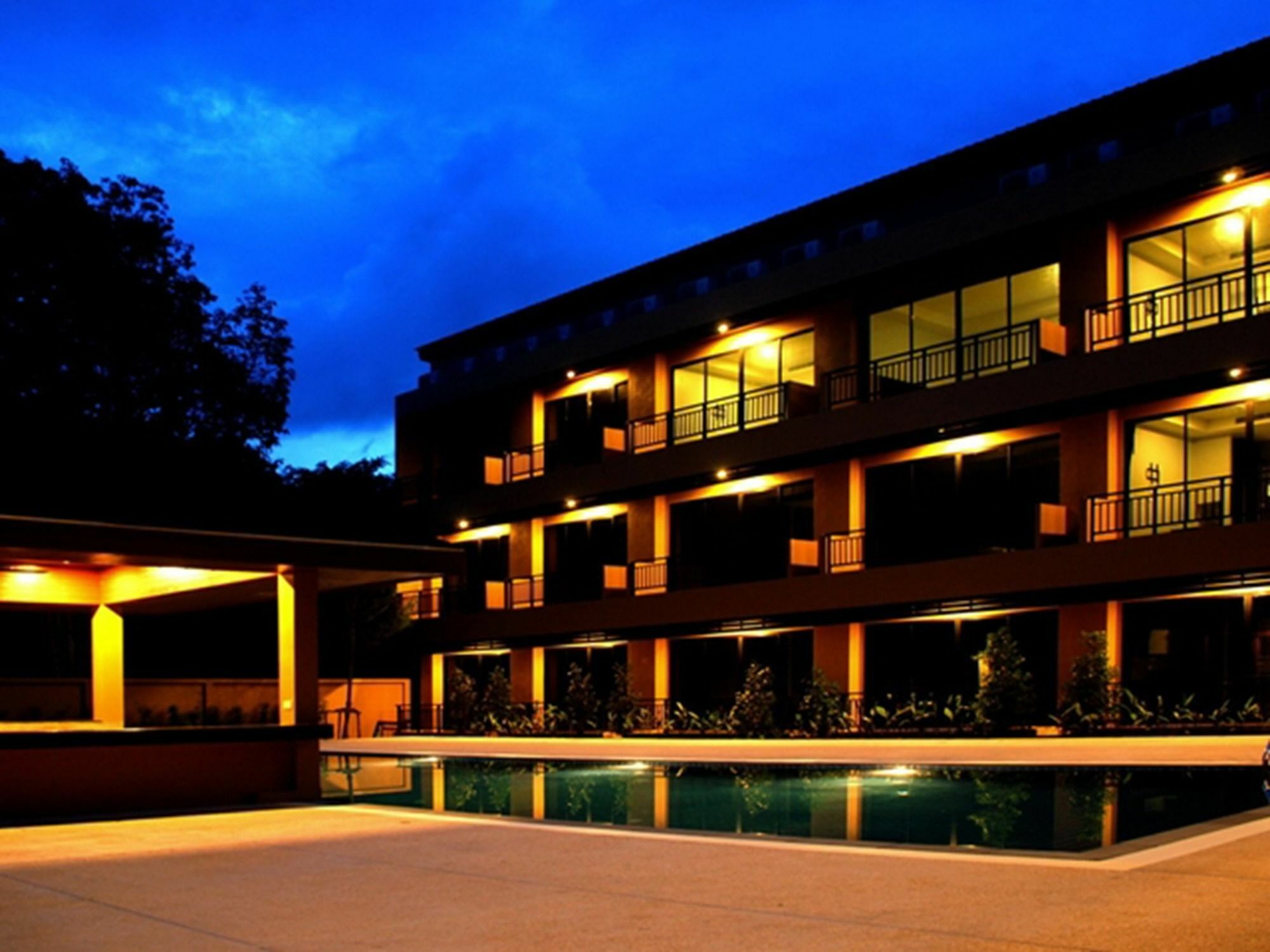 Naiyang Beach Hotel Sha Plus Phuket Esterno foto