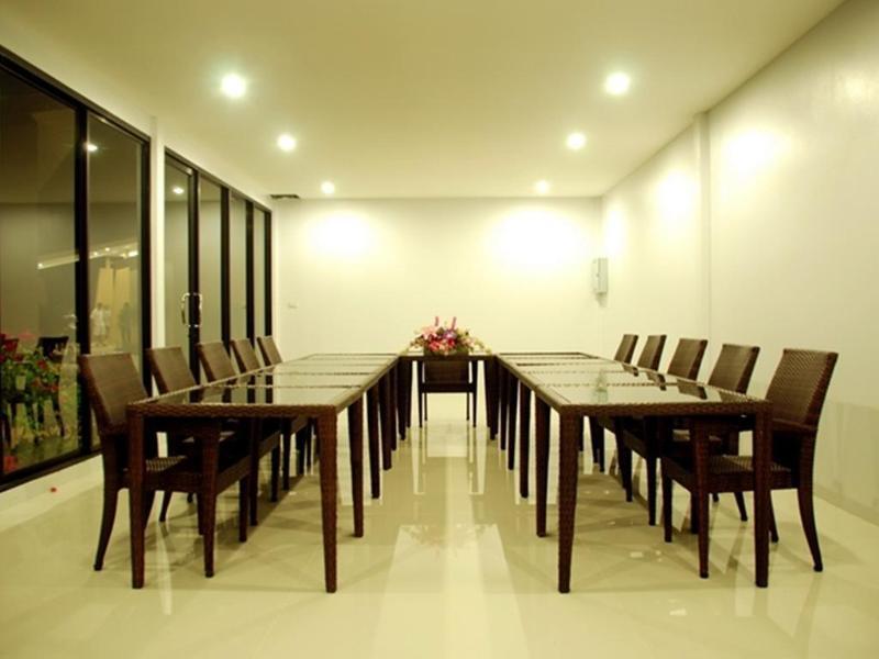 Naiyang Beach Hotel Sha Plus Phuket Esterno foto